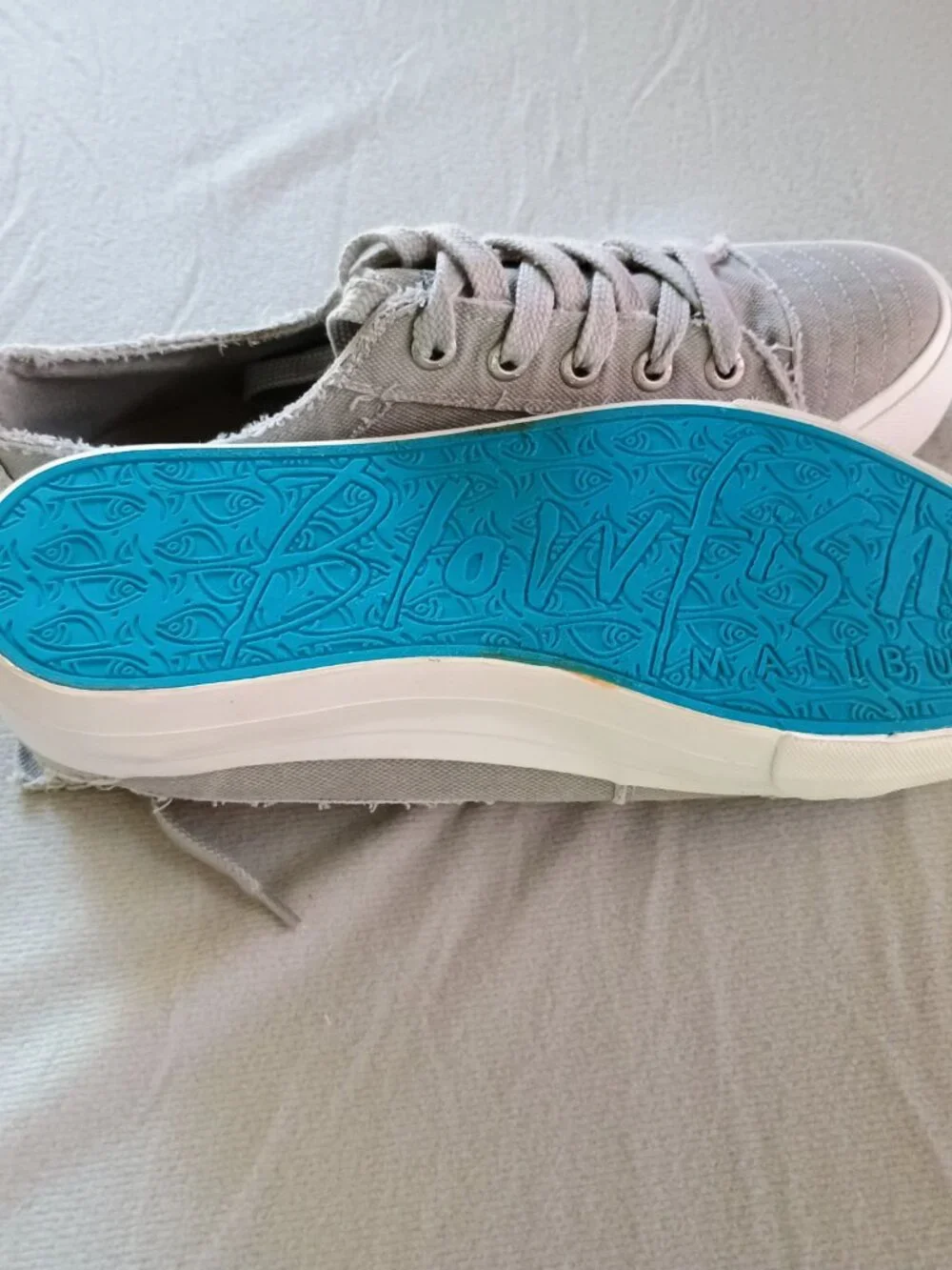 Blowfish Malibu Gray Canvas Sneakers Size 11